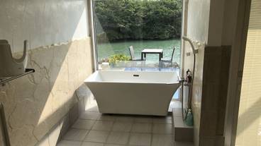 深めの浴槽 / 13