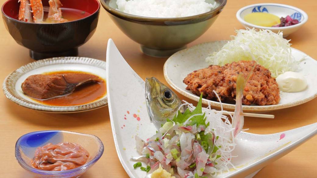 味里 漁師めし定食 / 3