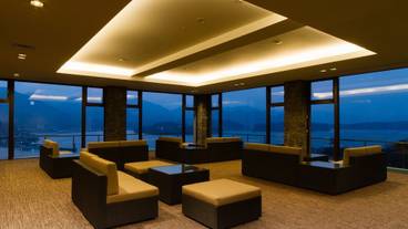 ロビー応接スペース / 4