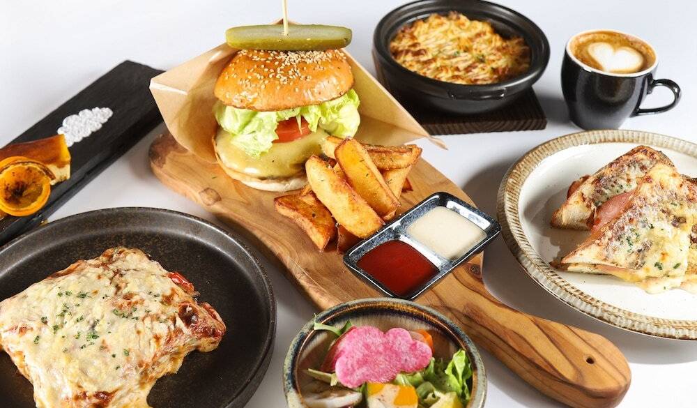 夕食／アラカルトメニュー一例② / 2