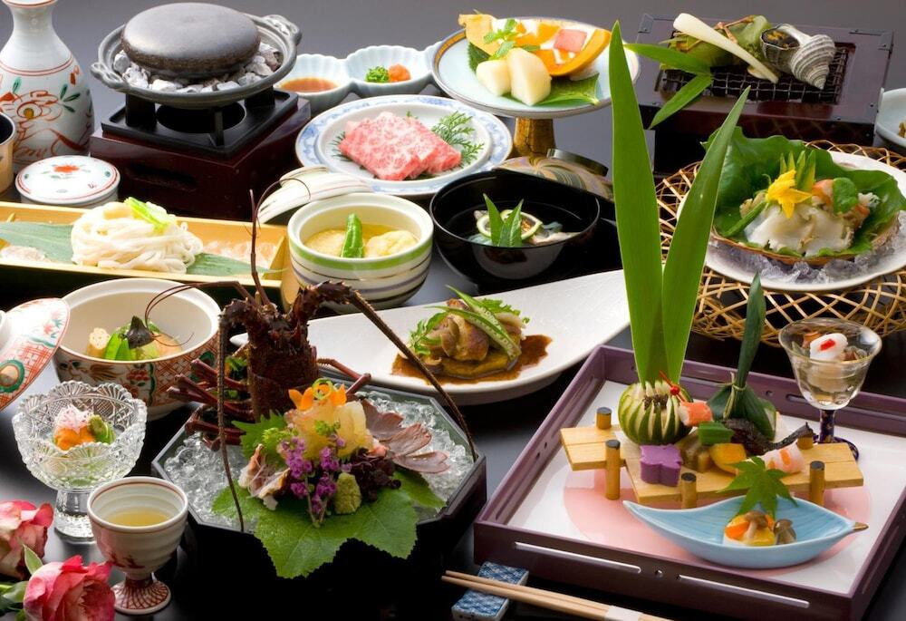 レストラン