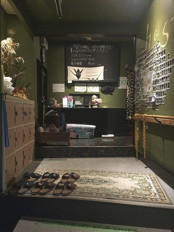 内部エントランス