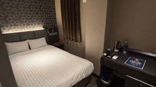 [禁煙] セミダブルベッドルーム (ベッド幅125センチ)