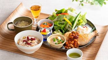 食事・飲み物 / 3