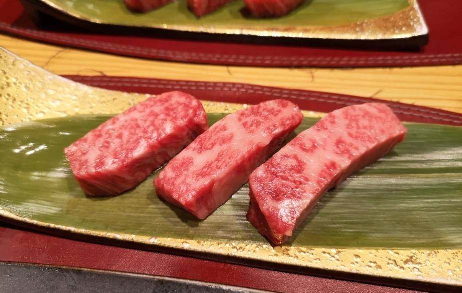肉料理一例 / 2