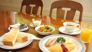 朝食スペース / 8