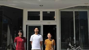 施設の入り口 / 11