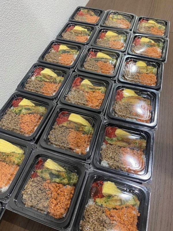朝食