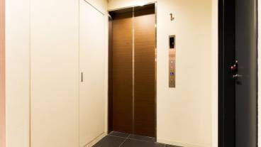 エレベーター / 1