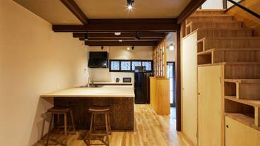 客室内のダイニングエリア / 6