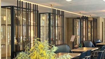 ロビー応接スペース / 21