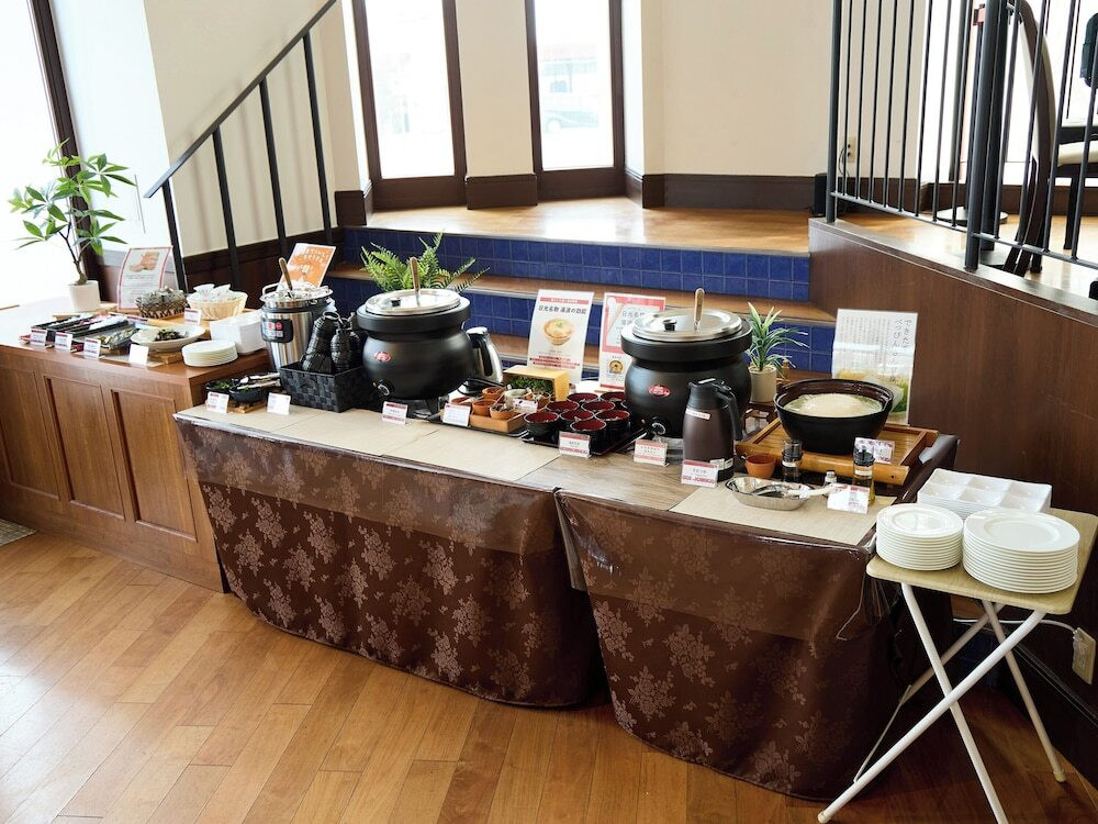 朝食