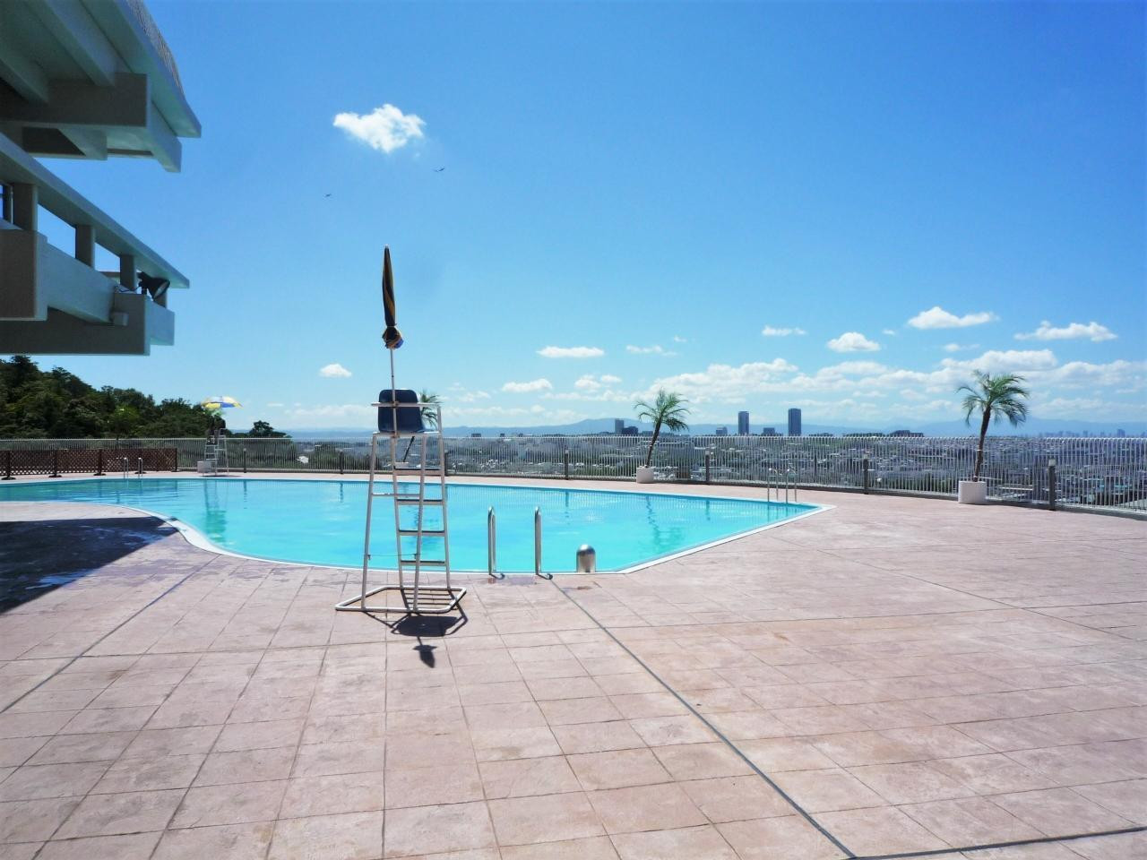 見晴らしのいいキッズプール＆おいしいバイキング料理に親子で大満足♪4056229