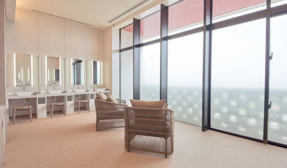 パウダールーム / 3