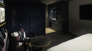 スーペリア ルーム クイーンベッド 1 台 (with Washing Machine)