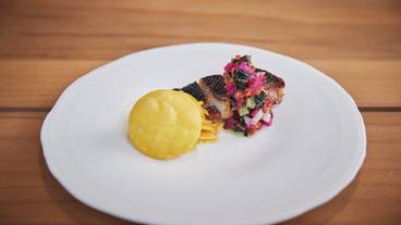 食事・飲み物 / 12