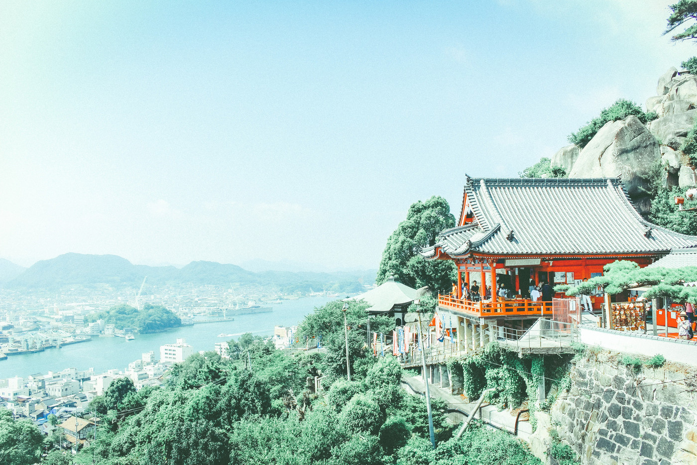 夏に尾道をサイクリングした時の千光寺
