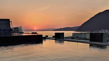 別府の日の出 / 4