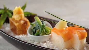 食事・飲み物 / 32