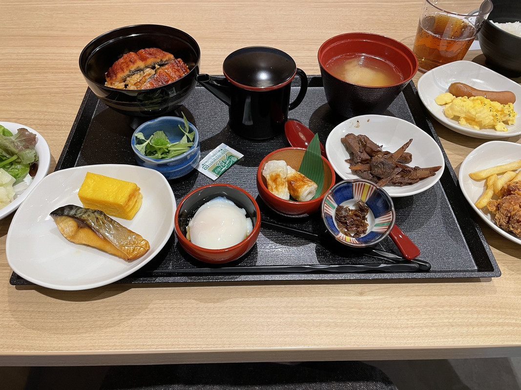 朝食