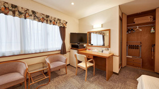 トリプルルーム ベッド (複数台) 禁煙