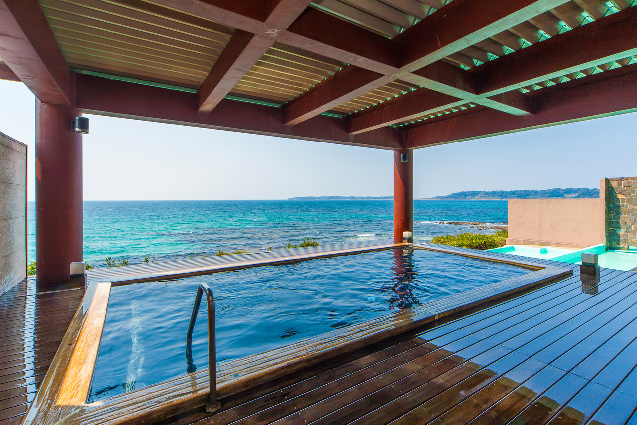 6. 角島大橋を部屋から一望「下関つくの温泉 ホテル西長門リゾート」3995610