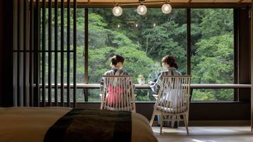 渓流を眺めてリラックス / 14