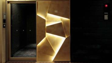 施設の入り口 / 16