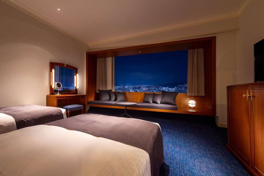 観光地へのアクセス便利！リッチ空間で夜景を満喫しよう4246381