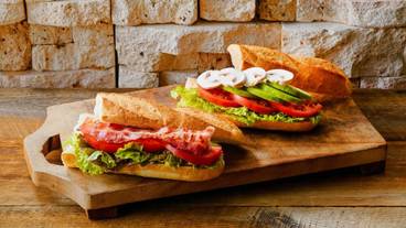 フード コート / 3