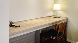 デラックス ツインルーム　大人3名予約でベッド1台追加(85cm幅)