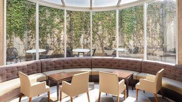 ロビーラウンジ / 6