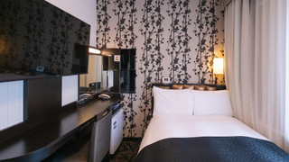 セミダブルルーム（禁煙/10㎡/120㎝×210㎝ベッド1台）