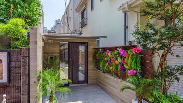 施設の入り口 / 5