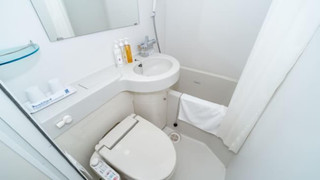 ダブルルーム（セミダブルベッド）喫煙