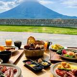 朝食の盛り付け一例 / 1