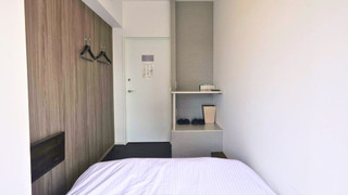 スタンダード ダブルルーム 共用バスルーム