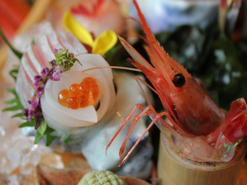 36室の自家源泉露天風呂付き客室！旬と旨さを見極めた北陸の幸を彼と満喫4008565