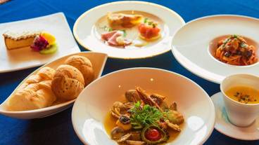 食事・飲み物 / 1