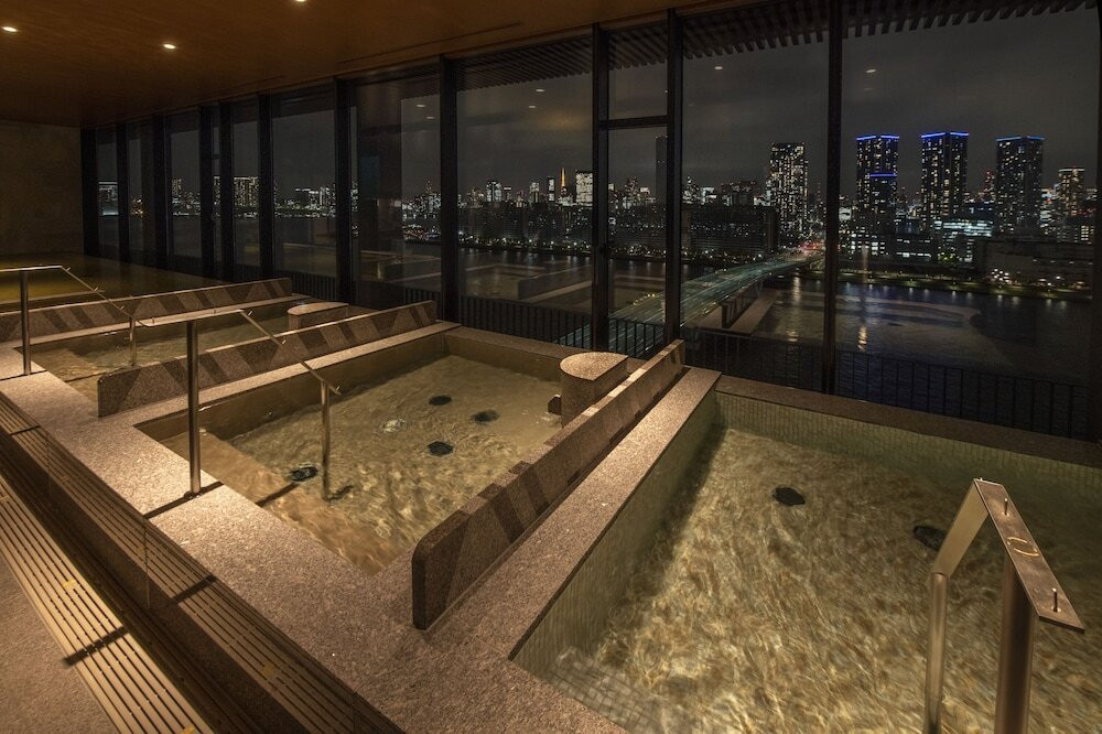 最上階 眺望大浴場④