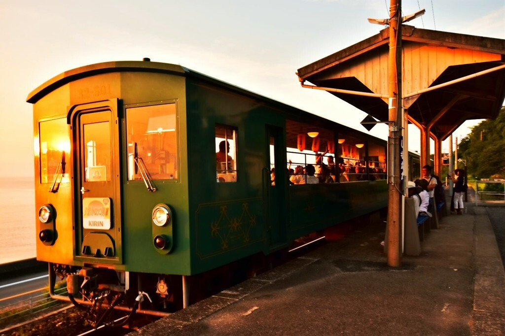 夏のお楽しみ！「夕焼けビールトロッコ列車」815516