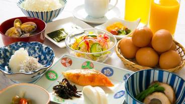 食事・飲み物 / 1