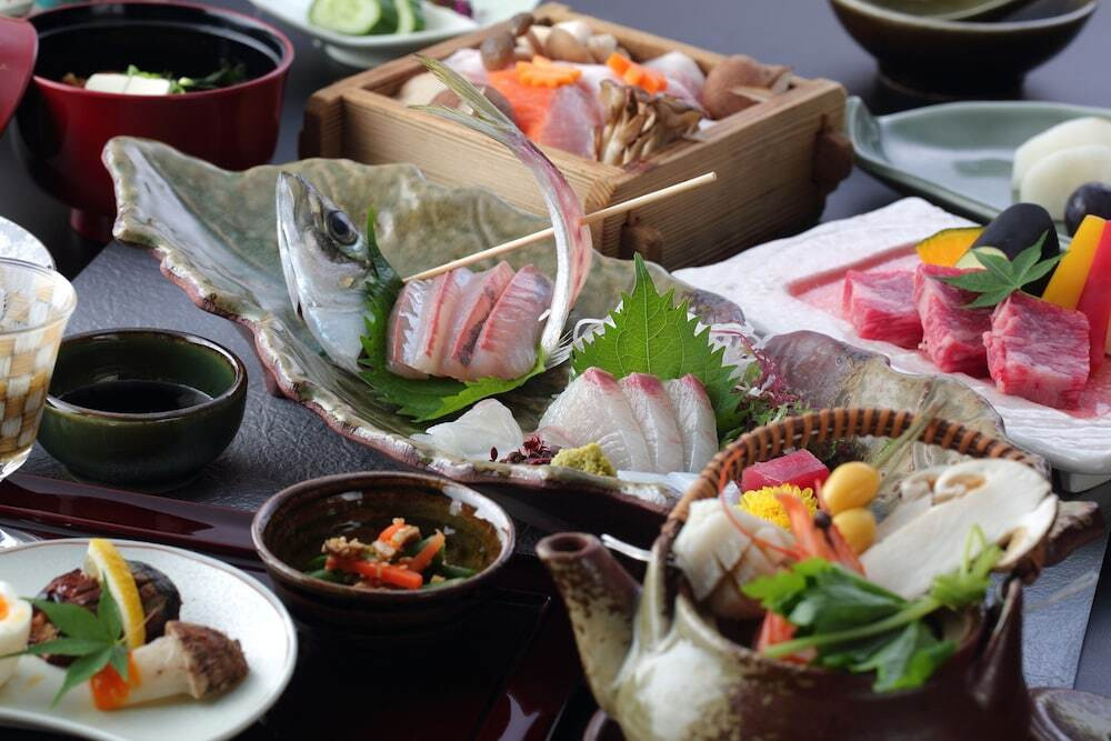 美食に美景、美肌の湯。身も心も満たされる贅沢旅館3567459