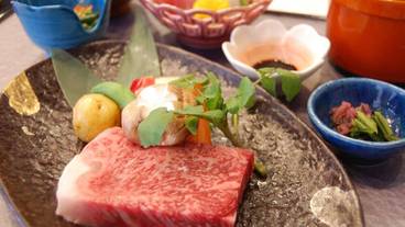 食事・飲み物 / 3