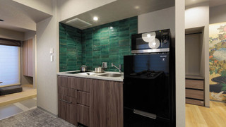 デラックススタジオ 5ベッド (バルコニーアクセス・和室付き) 禁煙