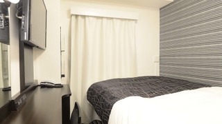 セミダブルルーム 喫煙可