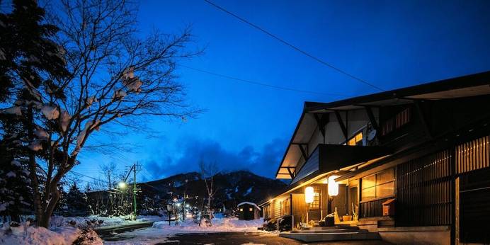 赤倉温泉 旅館 おかやま（旧：岡山館）（新潟県 旅館） / 1