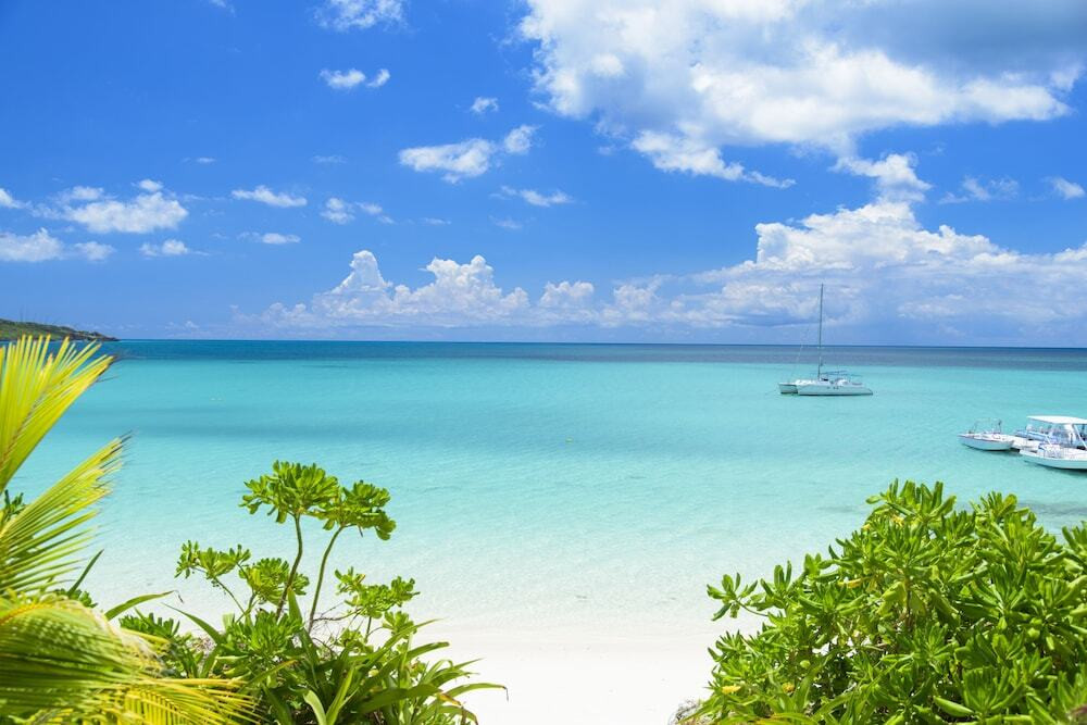 仲良し4人組でワイワイしたいなら素敵なホテルのある宮古島へ♪3531150