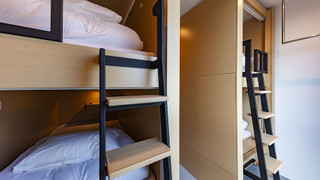 ベーシック 4 人部屋(チェックインは22時30分まで) 禁煙