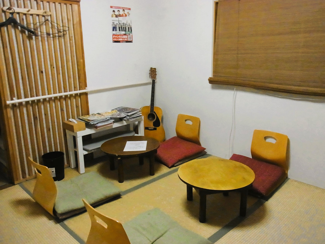 和室の共用の居間